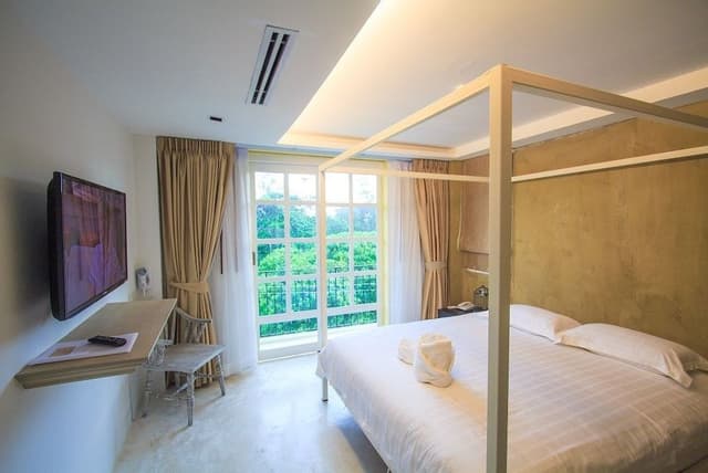 Deluxe Room, Balcony, Garden View
