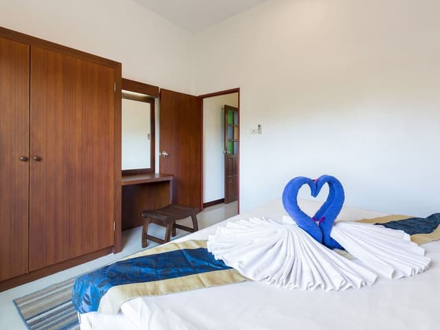 Deluxe Villa with Pool View