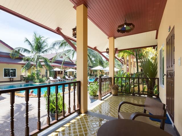 Suite Villa Pool Access
