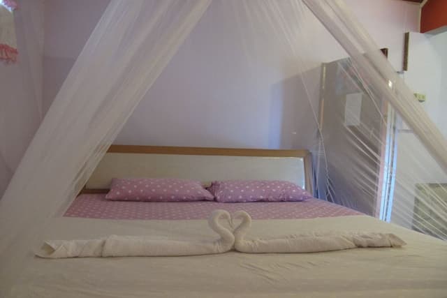 Family Room (Aircon 3 Person)
