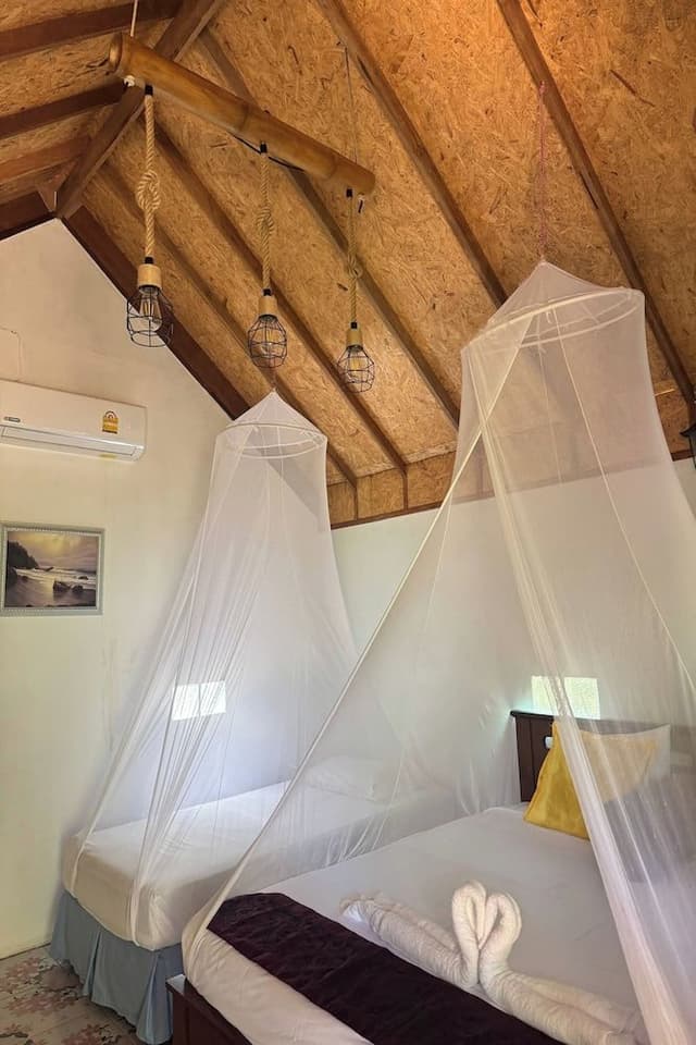 Family Room (Aircon 3 Person)
