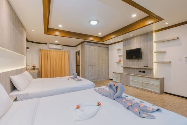 Deluxe Quadruple Room