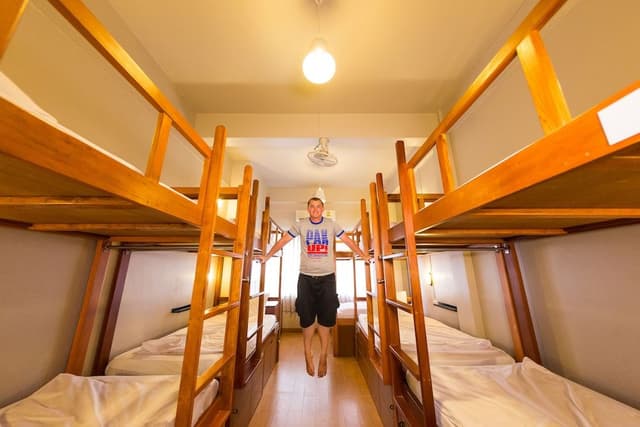 10 Beds Mixed Dorm