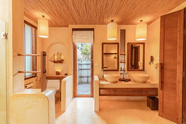 Grand Pool Villa