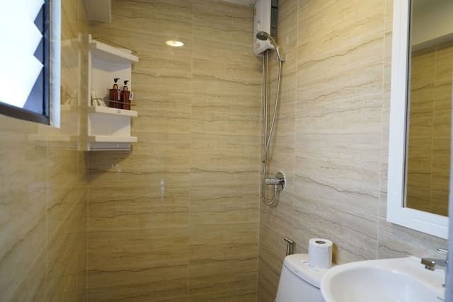 Superior Twin Room with Window