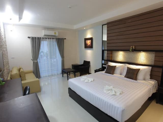 Boutique Room