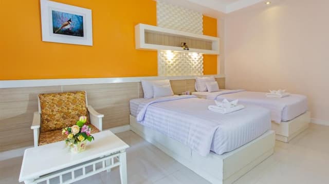 Boutique Room