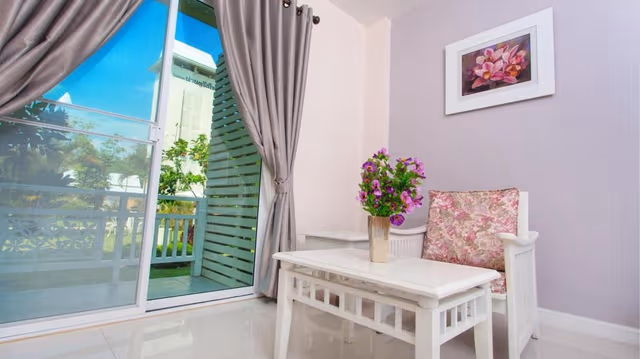 Boutique Room