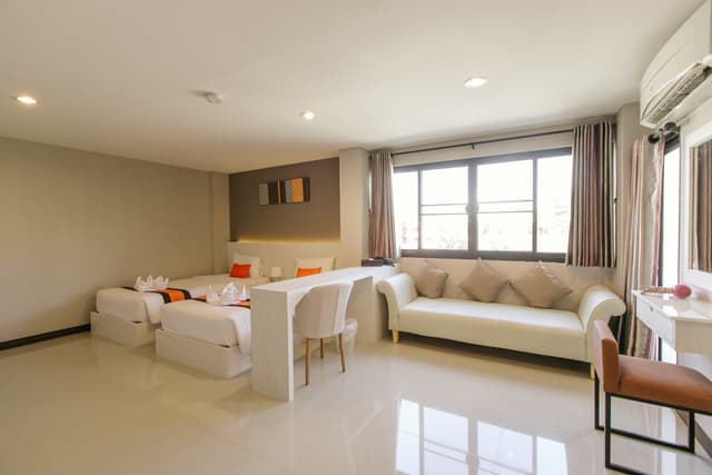 Grand Deluxe Room
