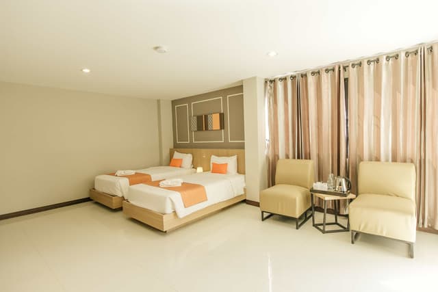 Deluxe Twin Room