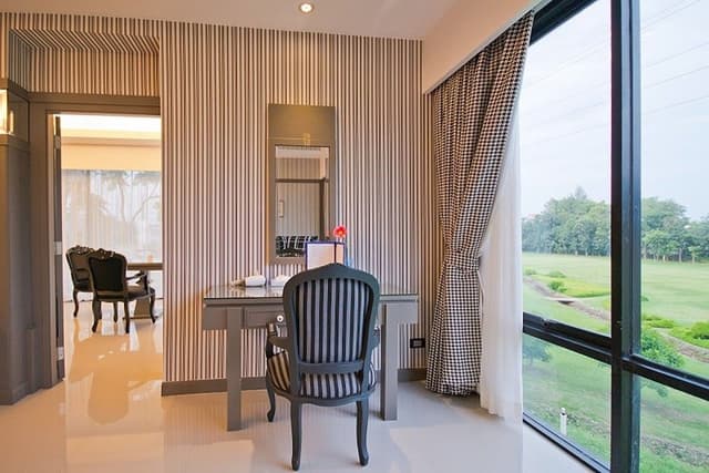 The Par Suite