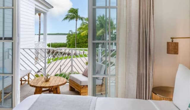 Brand New Two King Bedroom Bay View