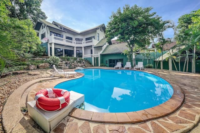 Green Oasis 4 Bedroom Pool Villa