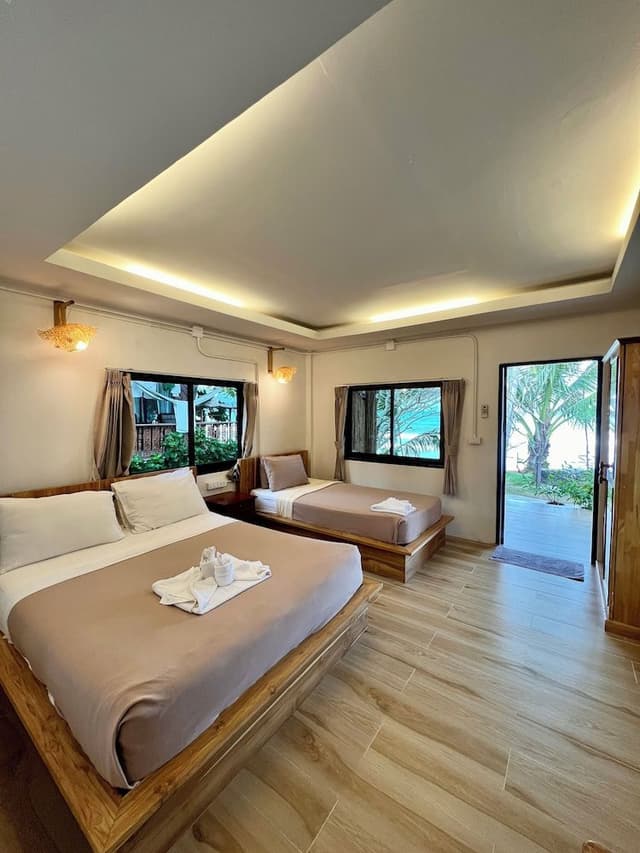 Comfort Bungalow, Multiple Beds, Beach View