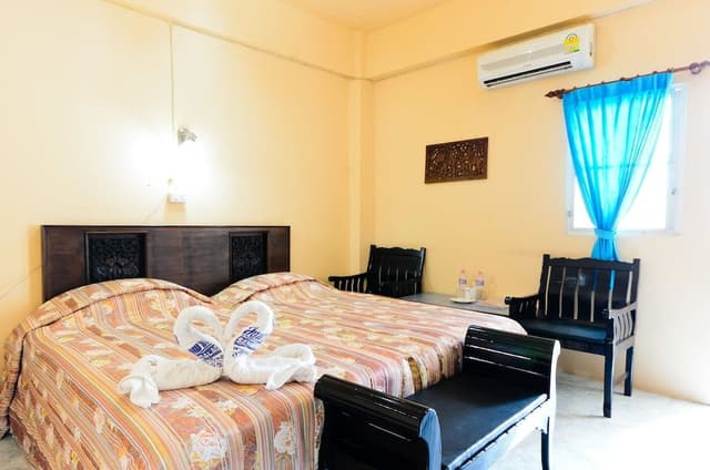 Superior Connecting Rooms