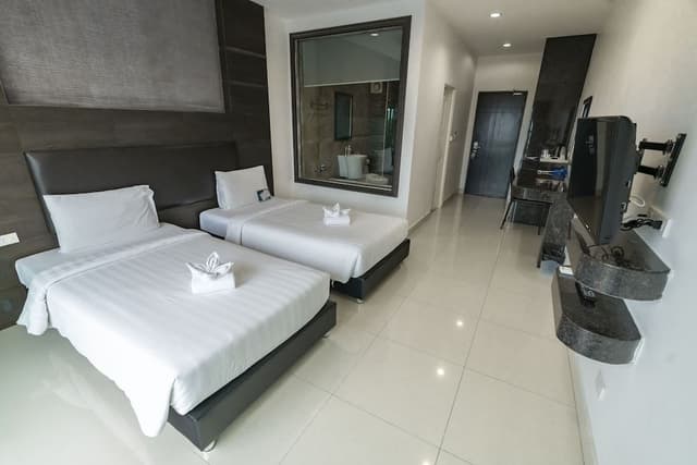 Deluxe Twin Room