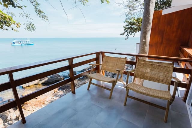 Deluxe Sea View