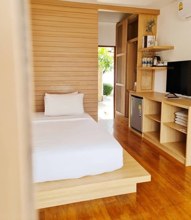 Family Sea View on 2 nd floor