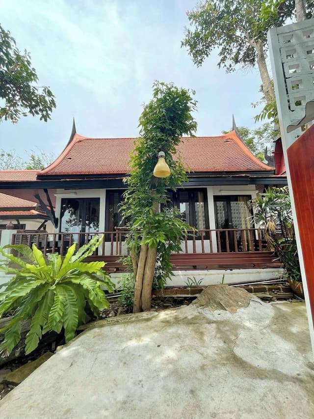 Bangalow Garden View