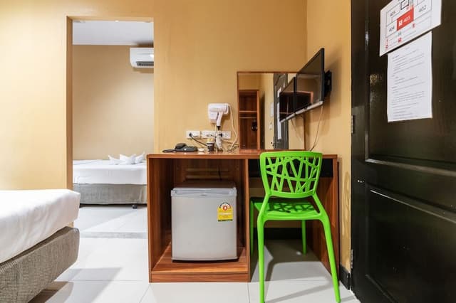 Twin Connecting Room (No Window)