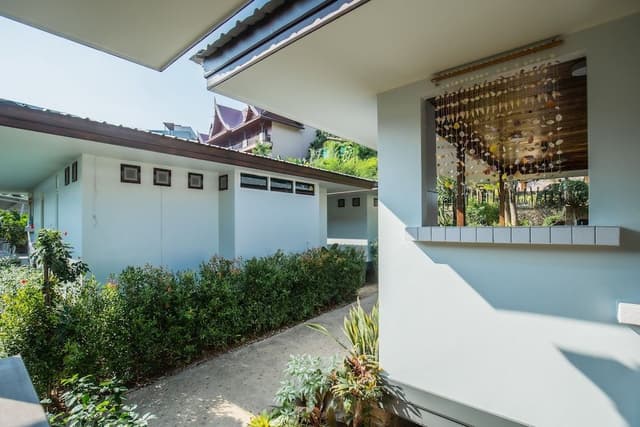 Superior Villa, Garden View