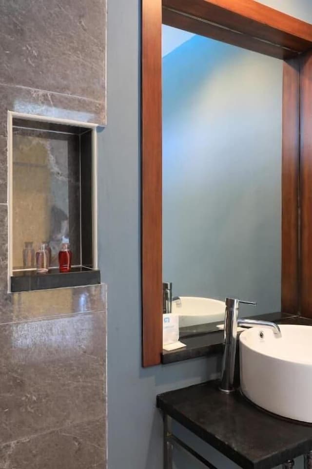 Superior Studio Suite, Non Smoking, Garden View