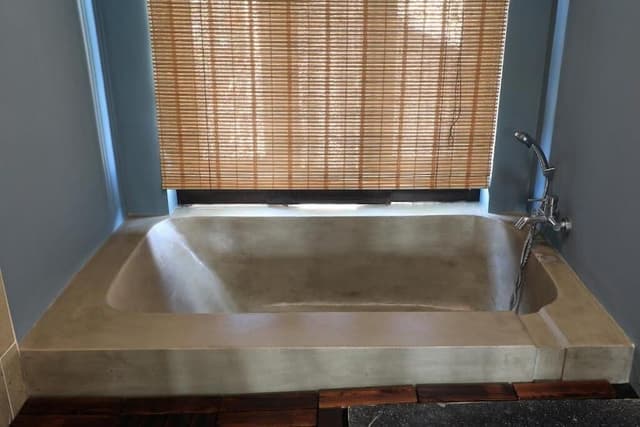 Executive Suite, Non Smoking, Pool View