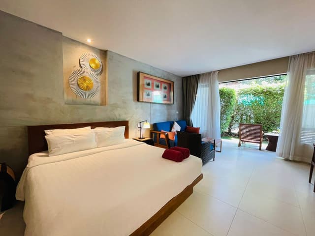 Garden View Suite
