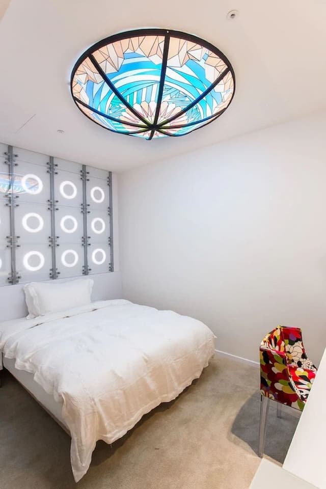 Elite Double Room, No Windows