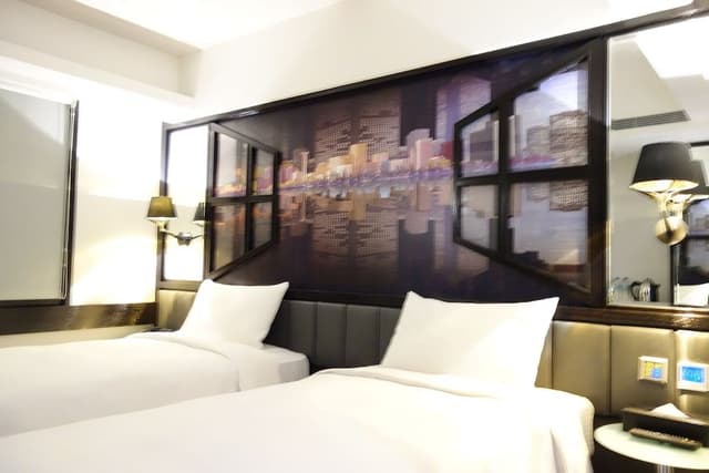 Standard Twin Room (Non-smoking)