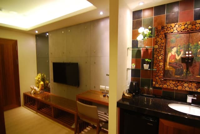 Double Room (202)