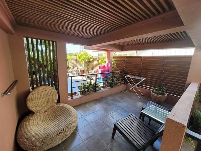 Double Room (202)