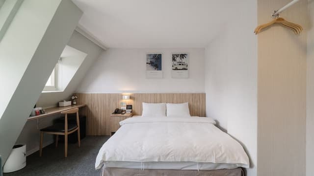 Elite Double Room, City View