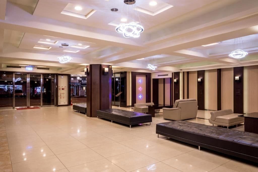 โรงแรมเหยา รีกัลอินเตอร์เนชั่นแนล