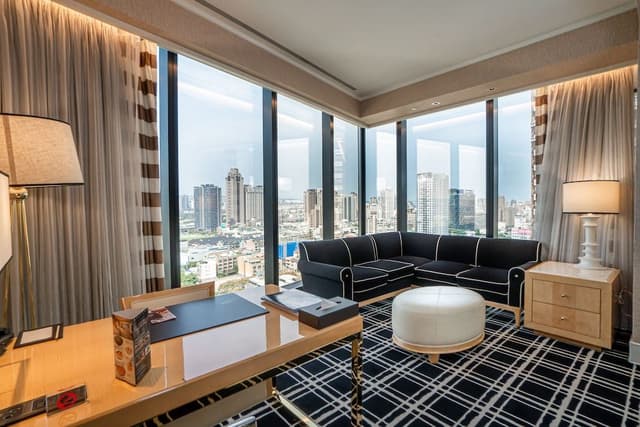 Executive Lin Garden Panoramic Suite