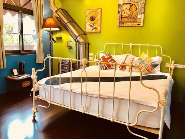 Gallery Double Room, 1 King Bed