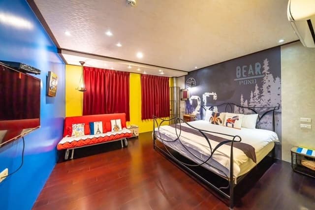 Gallery Double Room, 1 King Bed