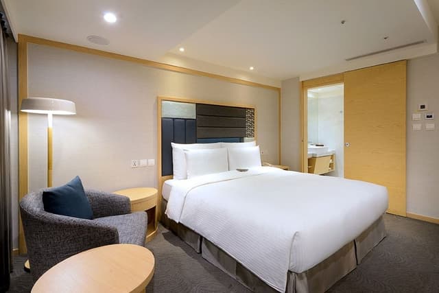 Superior Room, 1 Queen Bed (Double)
