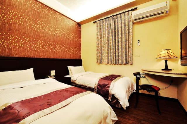 Economy Twin Room
