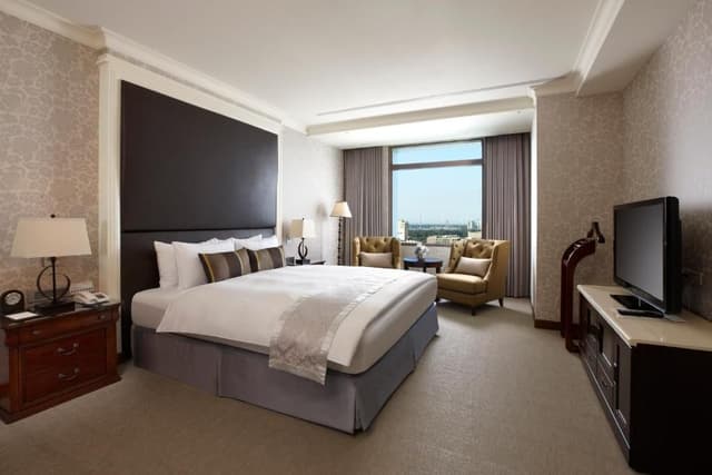 Presidential Suite