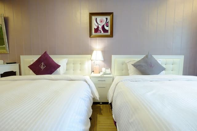 Premier Twin Room