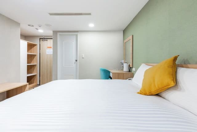 Classic Triple Room