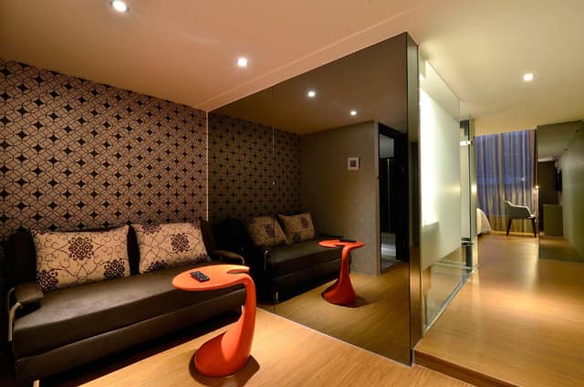King Suite with Sofa Bed