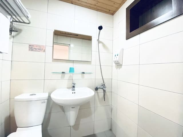 Single Room, No Windows (Room Only)