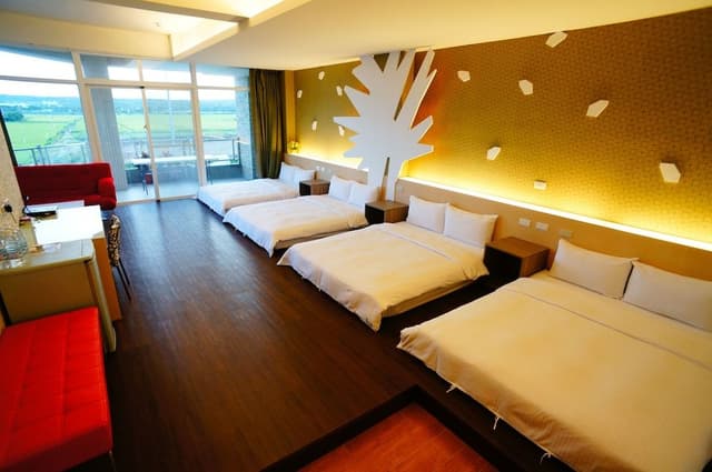 Superior Room, Multiple Beds, 2 Bathrooms (Livingroom & Balcony)
