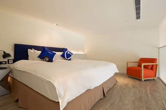 Deluxe Loft, 1 Queen Bed
