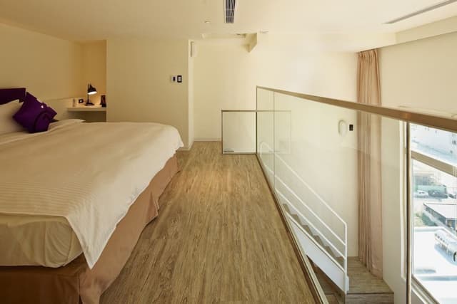 Deluxe Loft, 1 Queen Bed
