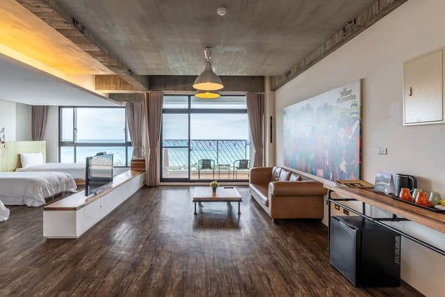 Deluxe Quad Sea View