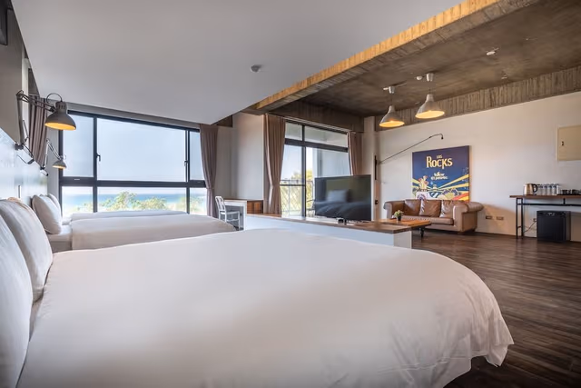 Deluxe Quad Sea View