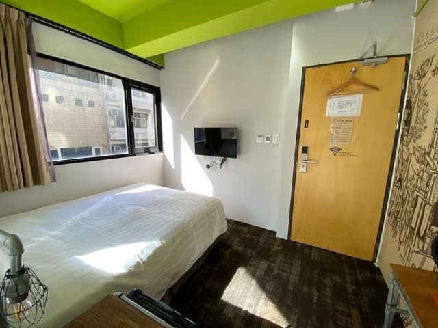 Deluxe Double Room, City View